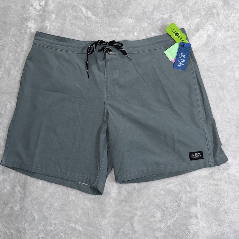 New "Pure Lure" Reel Fishing Gear Messick Board Shorts Mens Sz 40 NWT (MSRP $54)